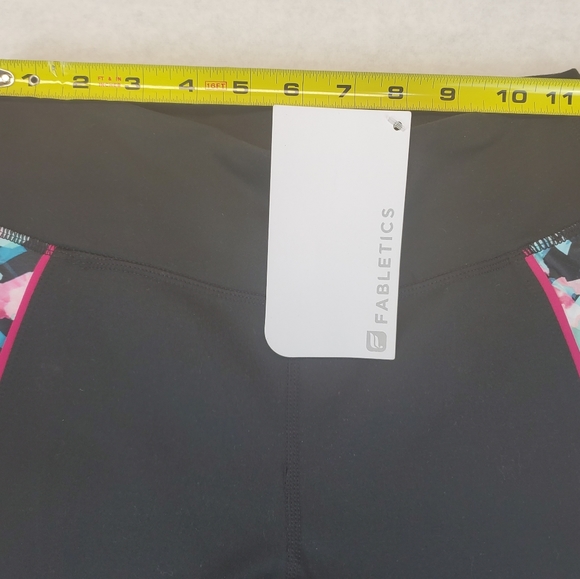 Fabletics Women's Leggings - Picture 4 of 4